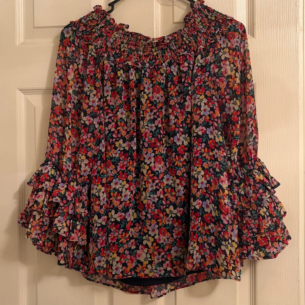 Women’s CeCe Floral Ruffle Long-Sleeve Cold Shoulder Blouse Size M - Picture 5 of 5